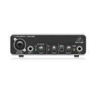 Аудіоінтерфейс Behringer UMC22
