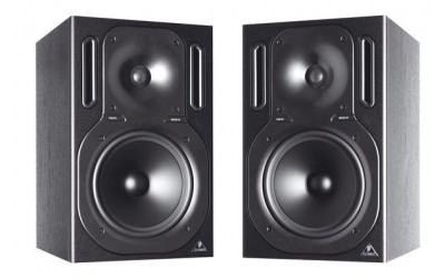 Студійний монітор BEHRINGER B2031P