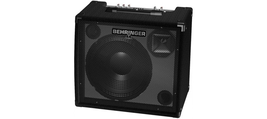 Комбопідсилювач BEHRINGER K900FX