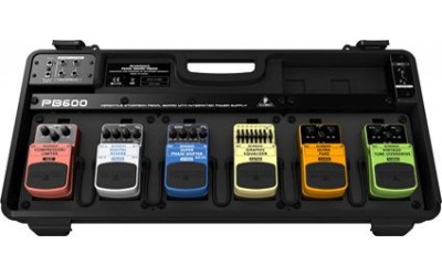 Підставка-кейс для педалей ефектів BEHRINGER PB-600