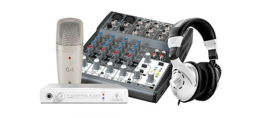 Комплект BEHRINGER PODCASTUDIO FireWire