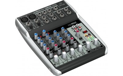 Мікшерний пульт BEHRINGER XENYX Q802USB