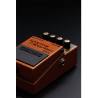 Гітарна педаль BOSS DA-2 Adaptive Distortion