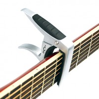 Каподастр Fzone FC-81 GUITAR CAPO (SILVER) Каподастр Fzone FC-81 GUITAR CAPO (SILVER)