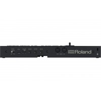 Синтезатор Roland D05 Синтезатор Roland D05