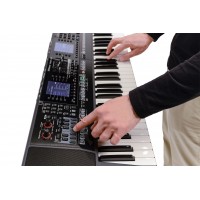 Синтезатор-аранжувальник Roland E-A7