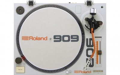 Вініловий програвач ROLAND TT-99