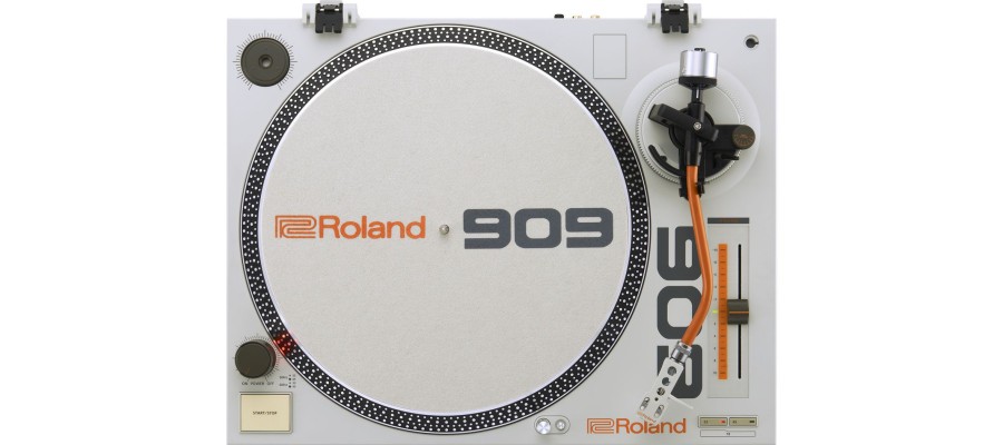 Вініловий програвач ROLAND TT-99 Вініловий програвач ROLAND TT-99